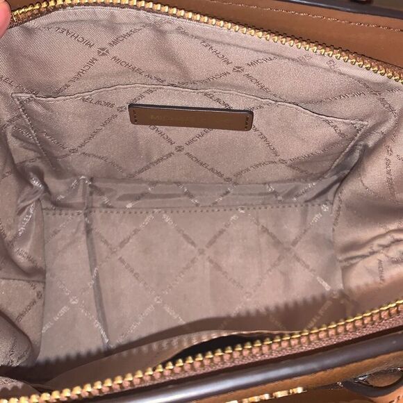 Michael Kors Avril Small Top Zip Satchel Crossbody MK Signature - Picture 11 of 16